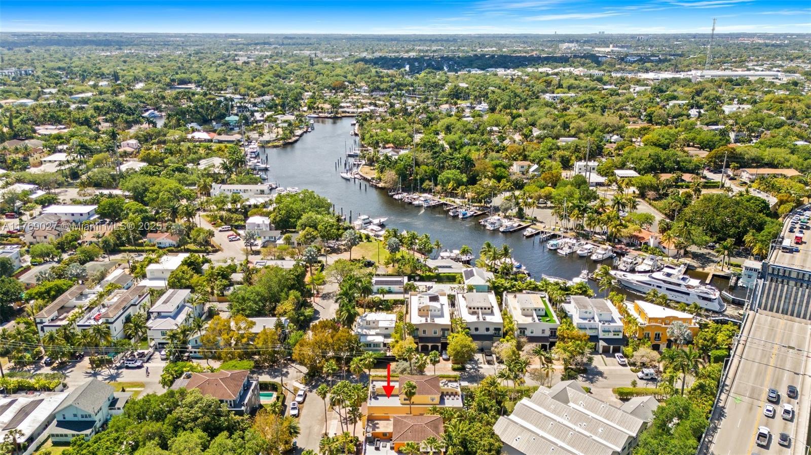 SAILBOAT BEND - Residential