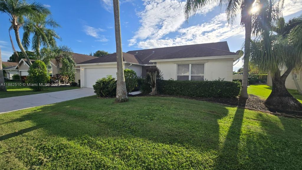 Photo of 13048 Meadowbreeze Dr, Wellington, FL 33414 (MLS # A11882510)