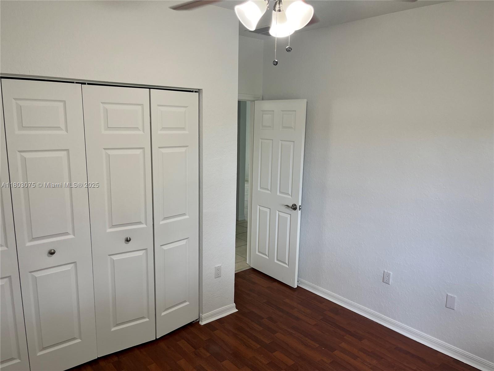 ESTATE MANSIONS - Residential Lease