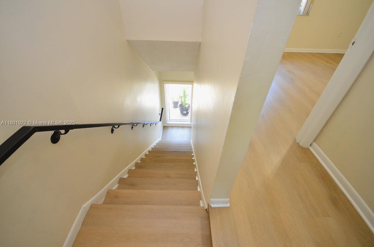 TWIN HOMES VILLAGE II CON - Residential