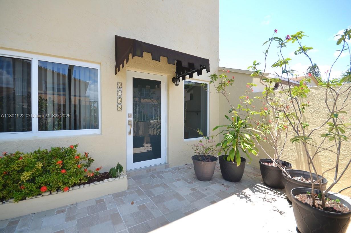 TWIN HOMES VILLAGE II CON - Residential