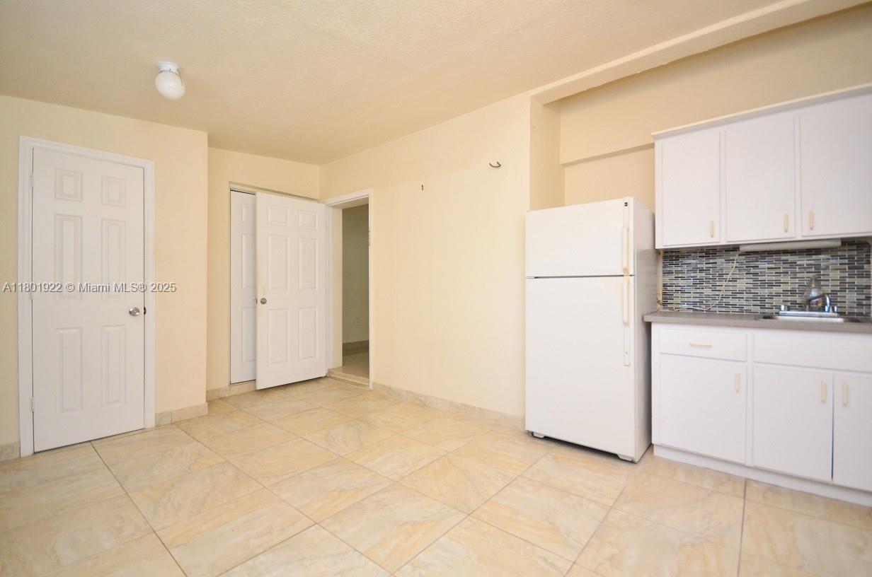 TWIN HOMES VILLAGE II CON - Residential