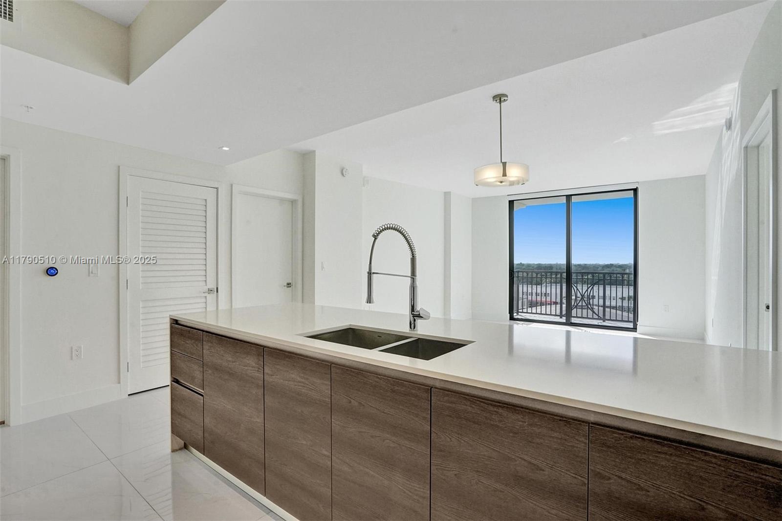 301 Altara Ave 621, Coral Gables, Broward County, Florida - 2 Bedrooms  
2 Bathrooms - 