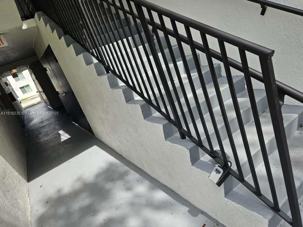 VILLA DEL SOL CONDO - Residential Lease