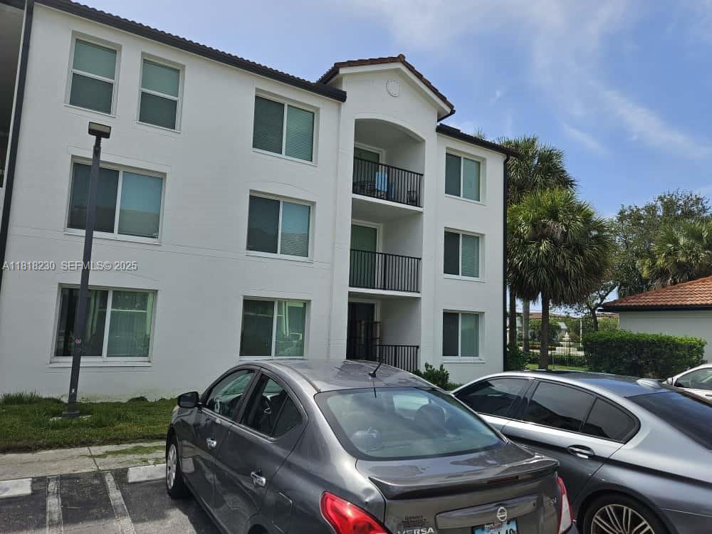 VILLA DEL SOL CONDO - Residential Lease