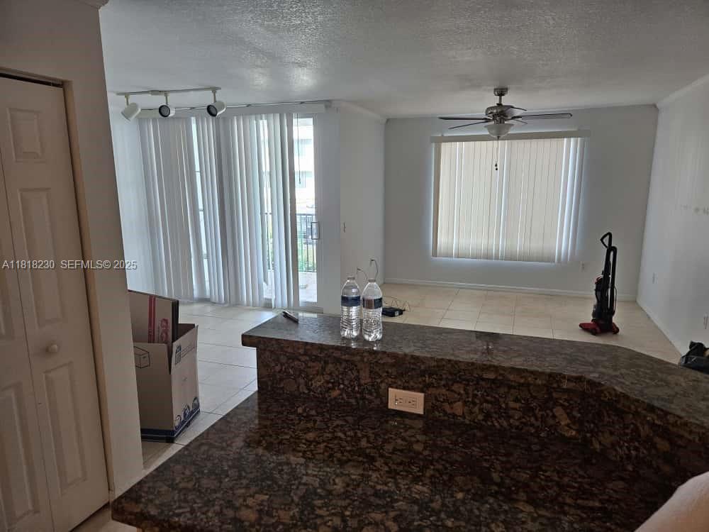VILLA DEL SOL CONDO - Residential Lease