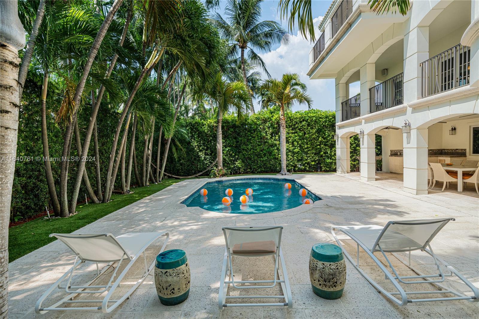 3061 N Bay Rd Rd, Miami Beach, Miami-Dade County, Florida - 7 Bedrooms  
6 Bathrooms - 