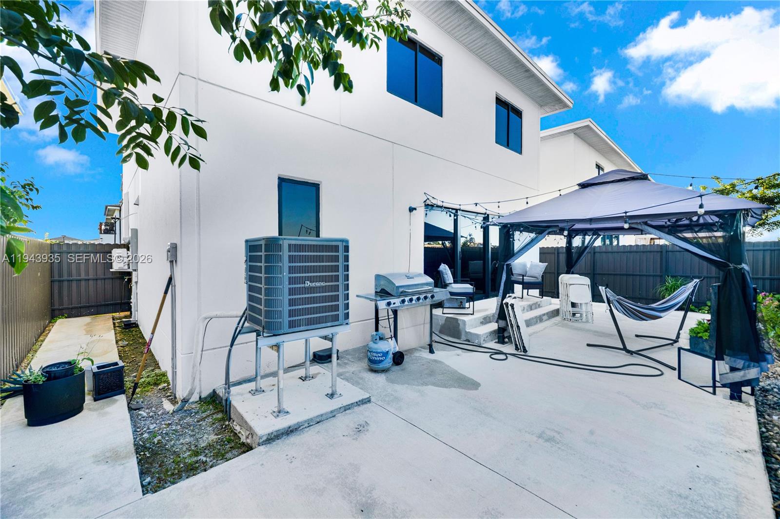 On Alba Onx Homes - Residential