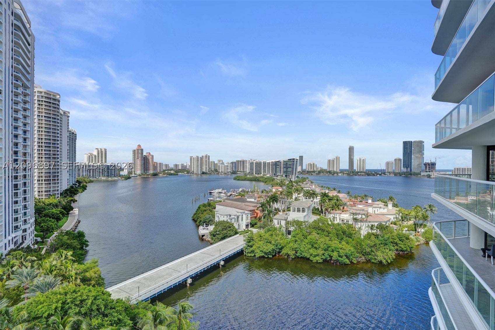 4000 Island Blvd 1205