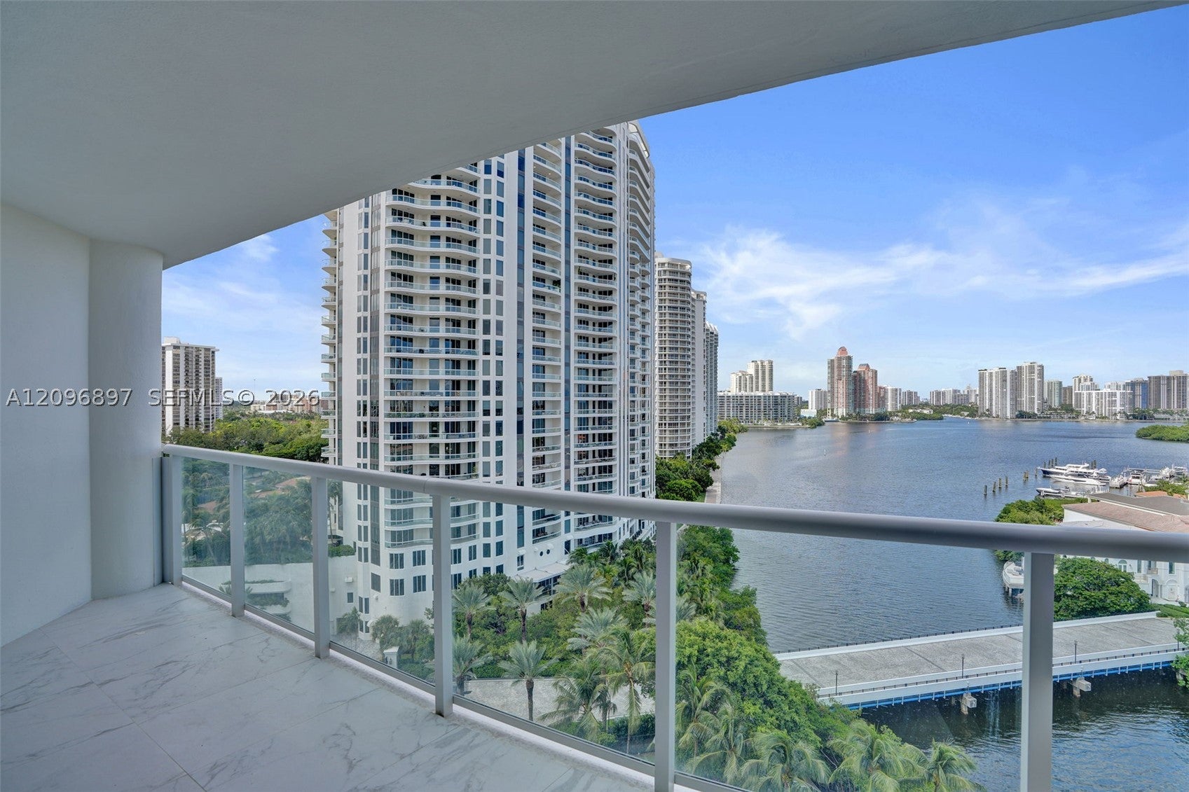 4000 Island Blvd 1205