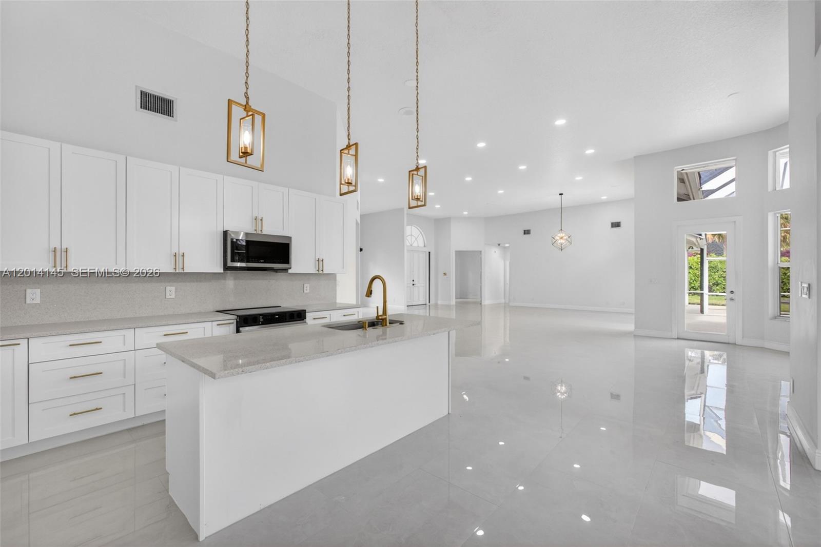 WHISPERING TRAILS 2 - Residential