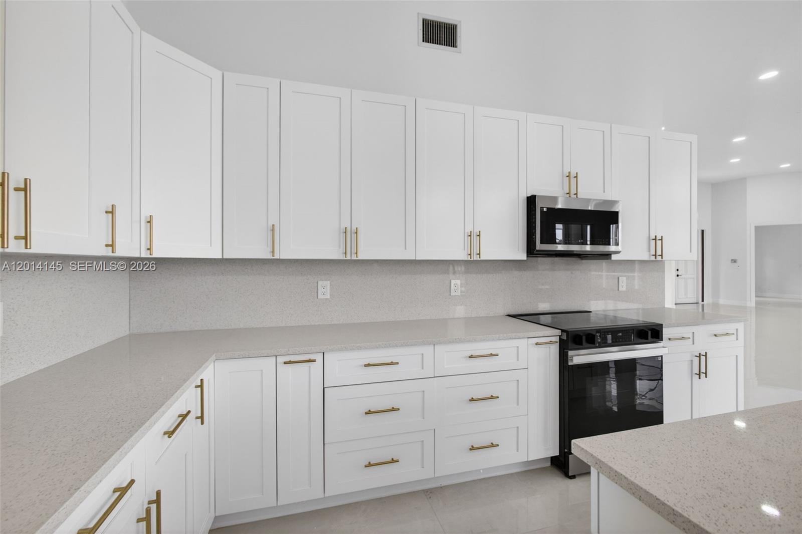 WHISPERING TRAILS 2 - Residential