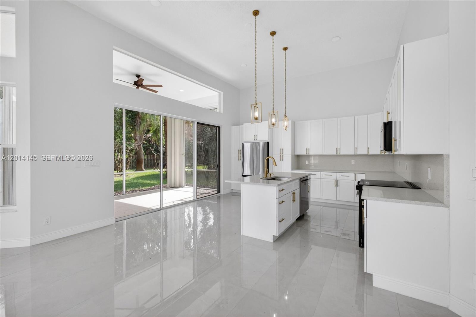 WHISPERING TRAILS 2 - Residential