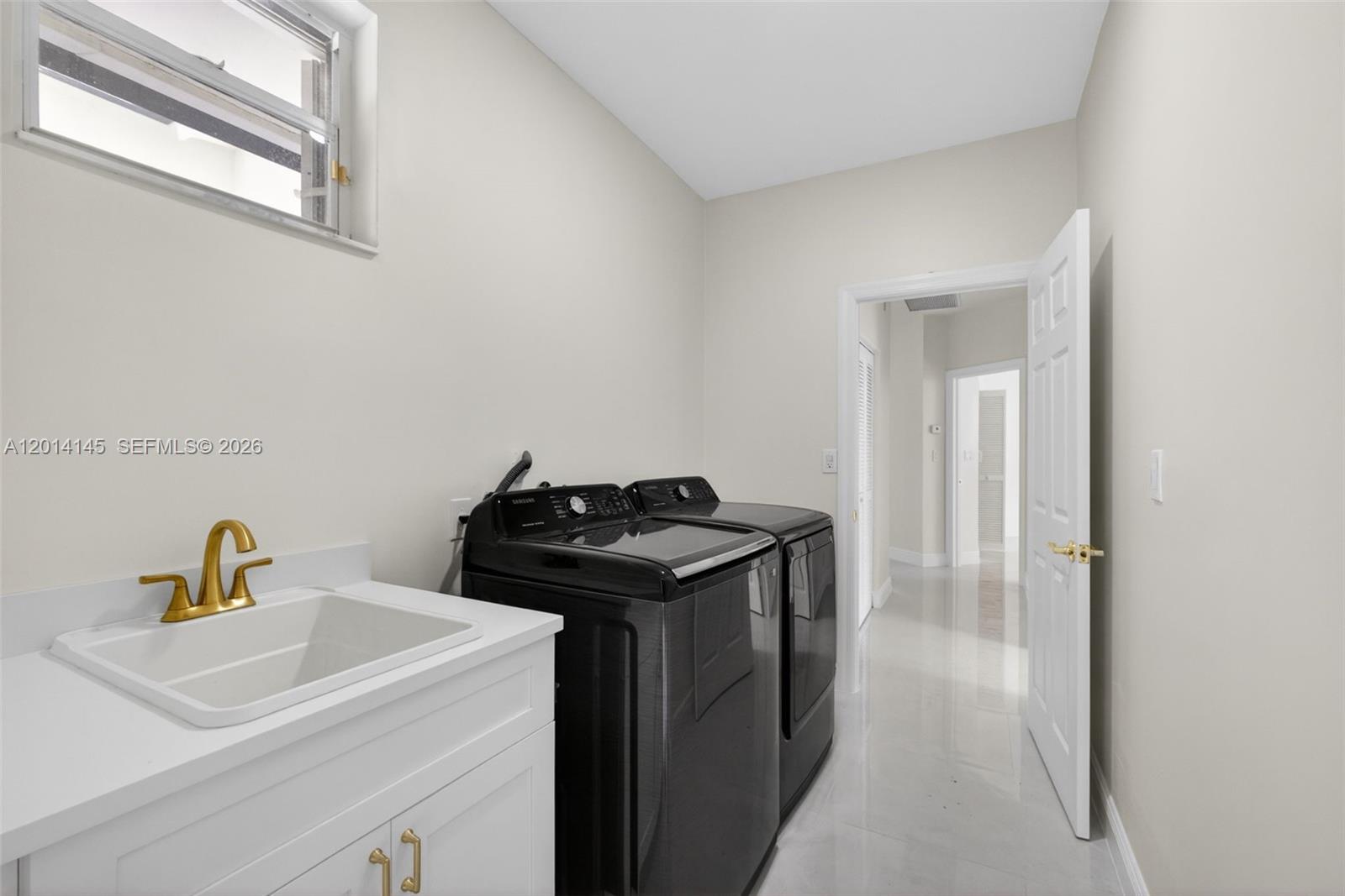 WHISPERING TRAILS 2 - Residential