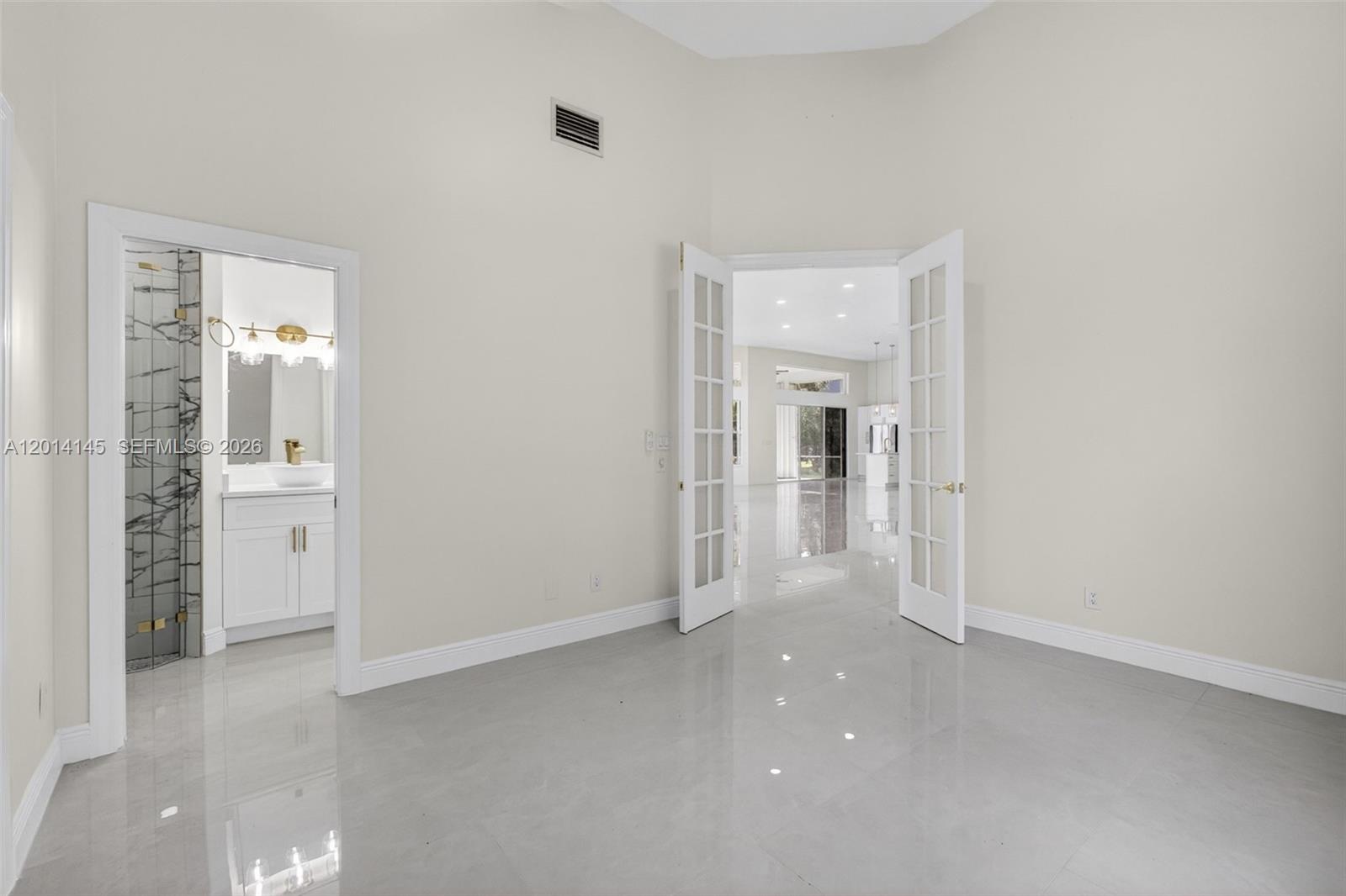 WHISPERING TRAILS 2 - Residential