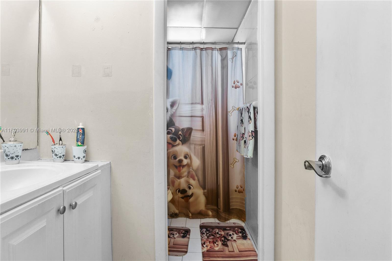 ALCALA PLAZA CONDO - Residential
