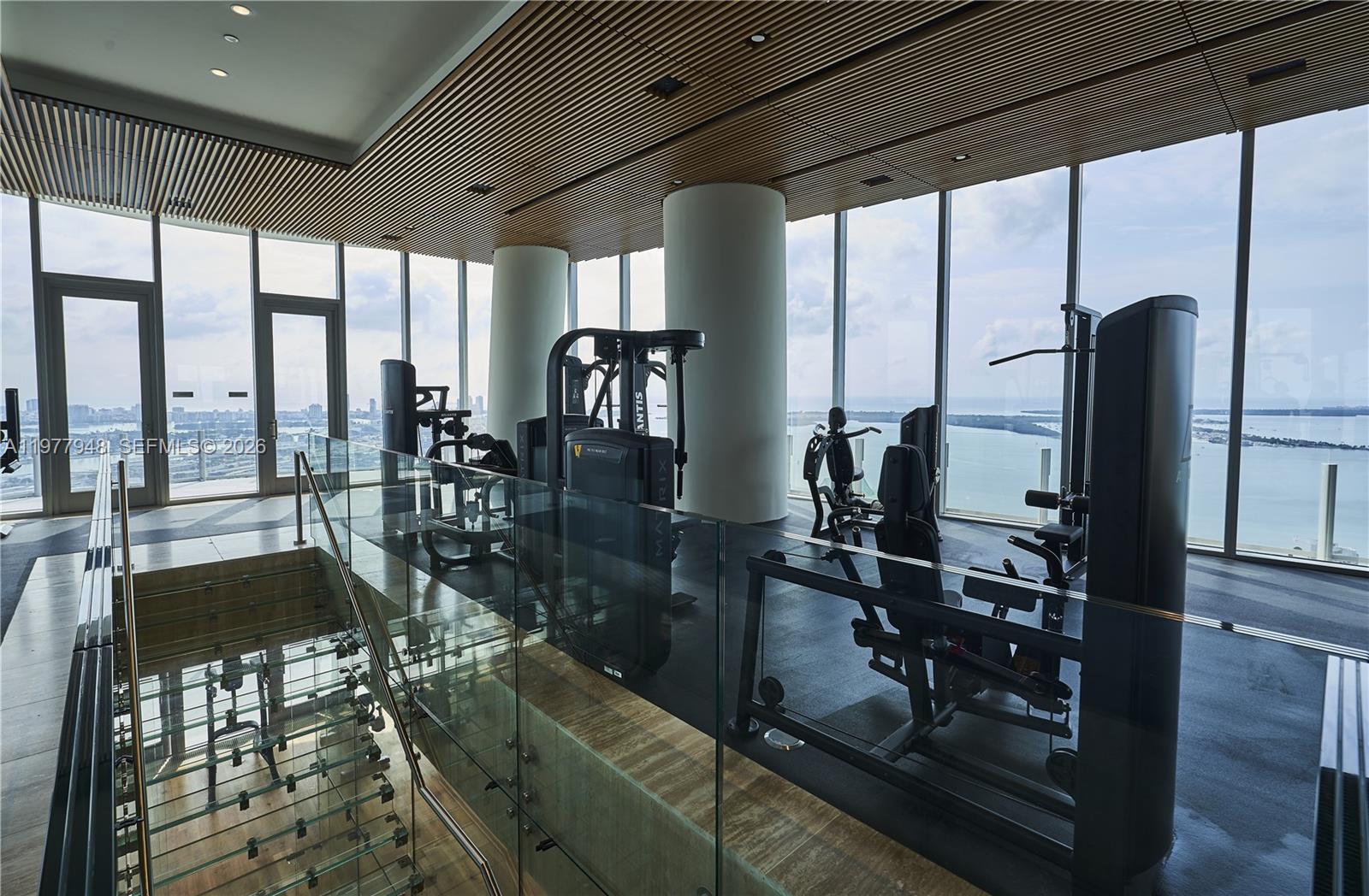 ASTON MARTIN RESIDENCES - Residential