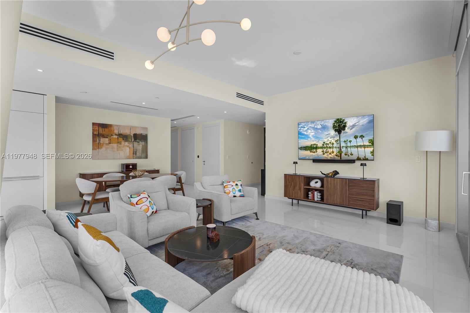 ASTON MARTIN RESIDENCES - Residential