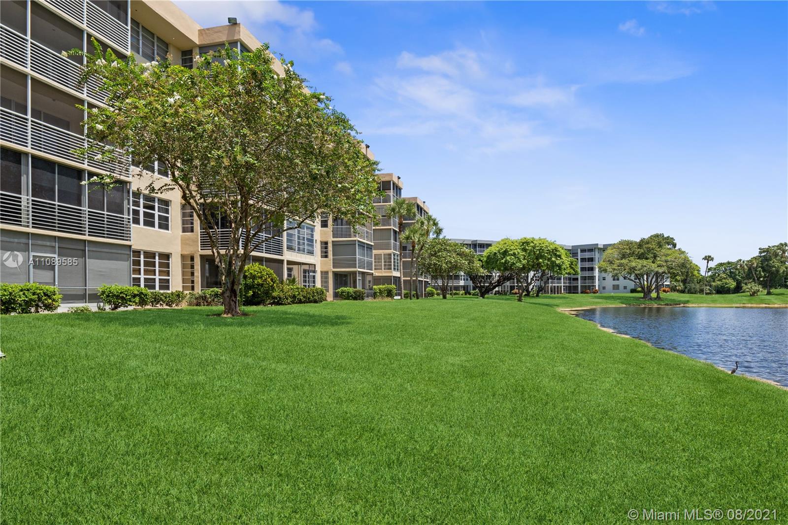 PALM-AIRE C C APTS 102 CO - Residential