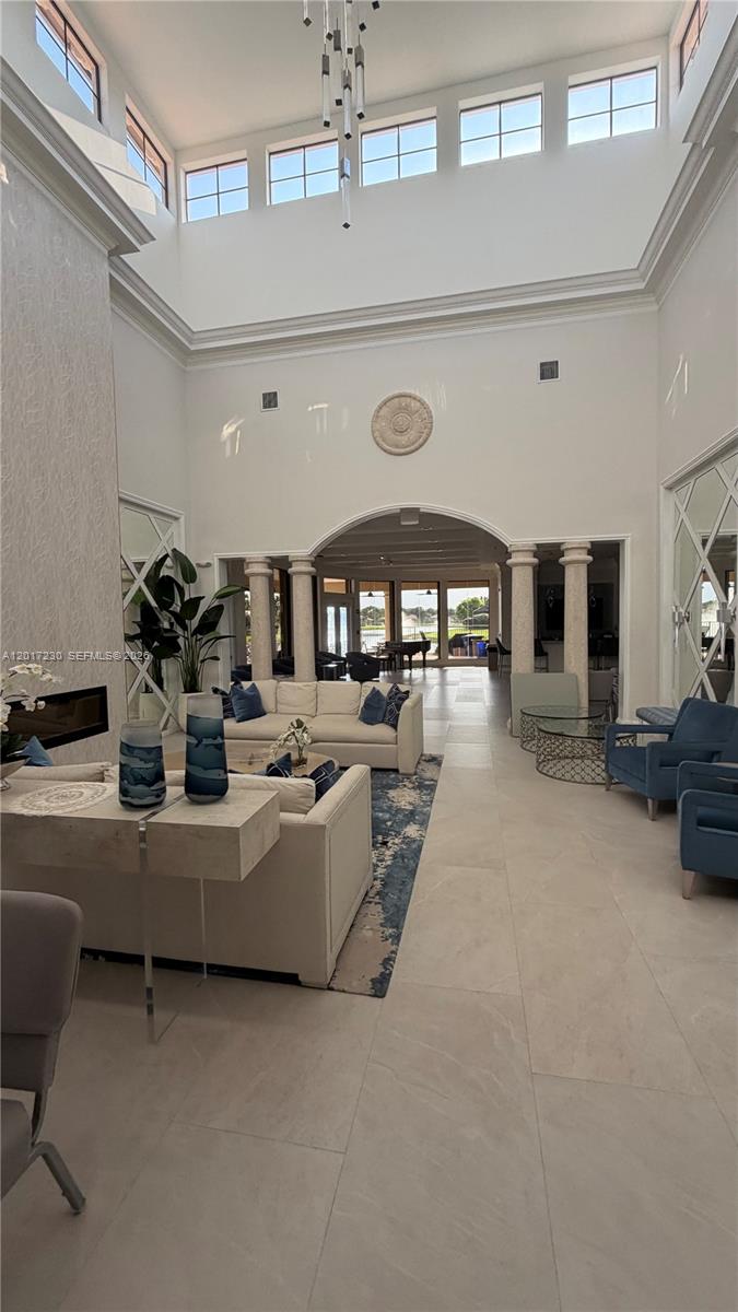 TIVOLI RESERVE - Residential