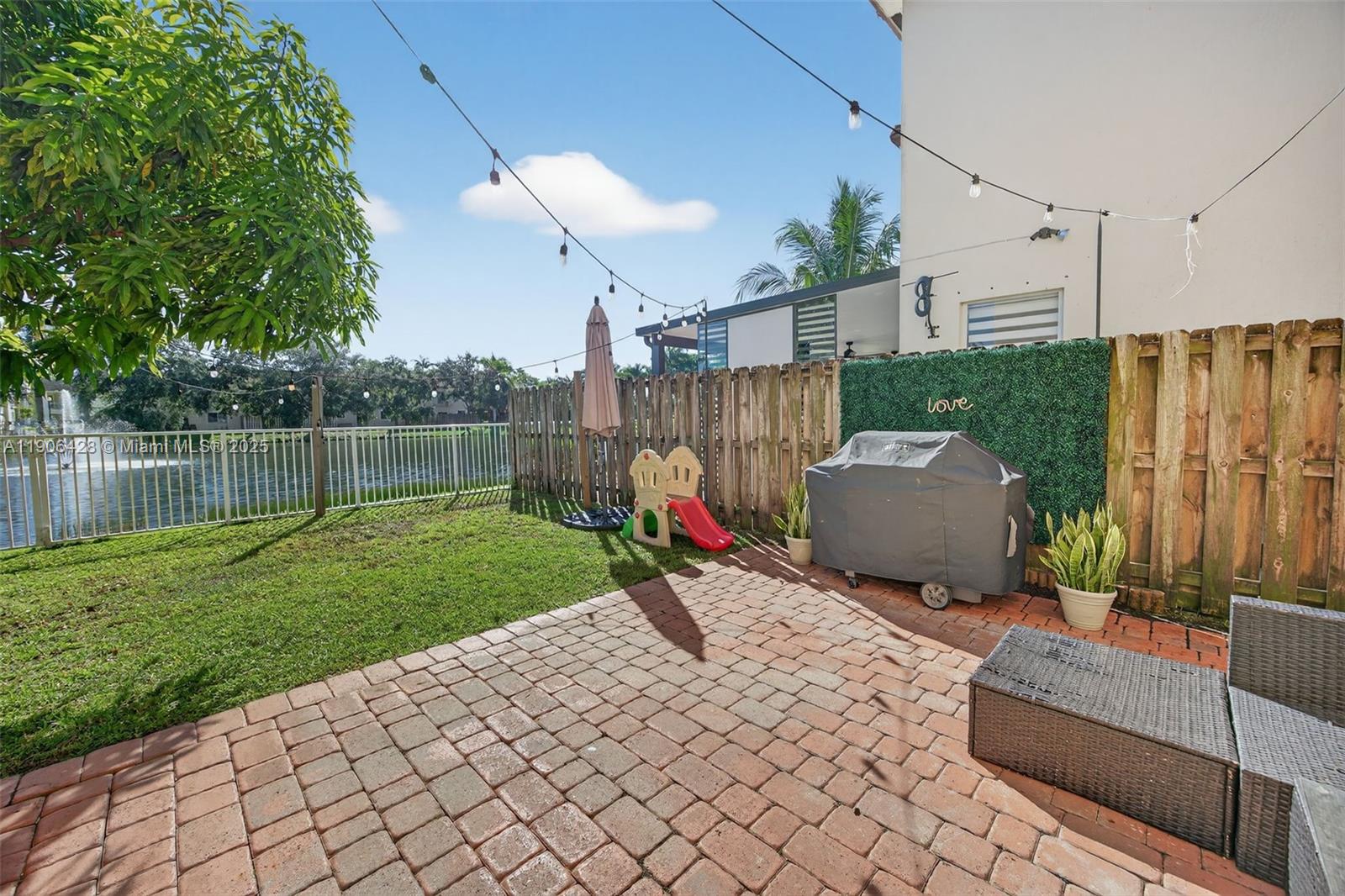 ATLANTIS AT OASIS - Residential Lease