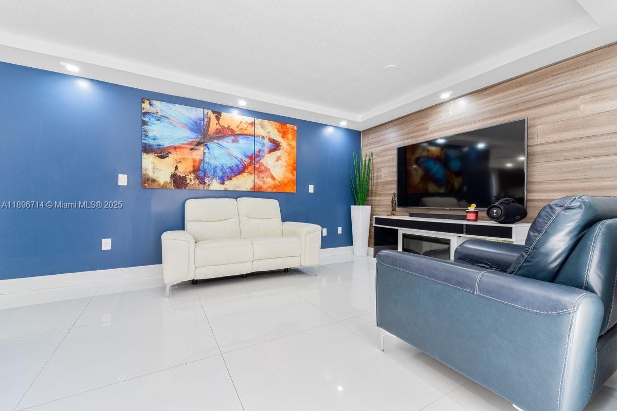 SUNNYVIEW SUB - Residential Lease