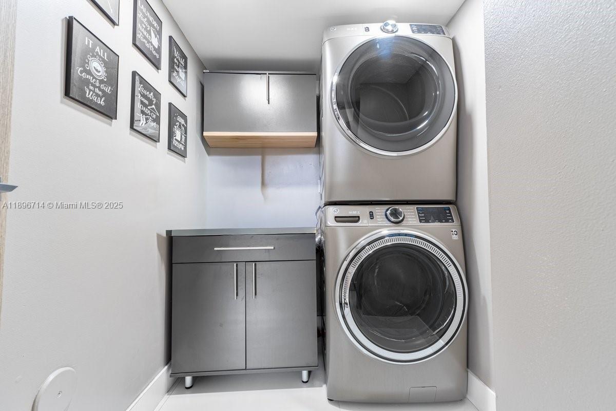 SUNNYVIEW SUB - Residential Lease