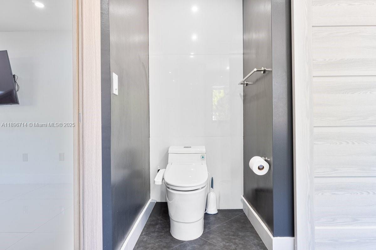 SUNNYVIEW SUB - Residential Lease