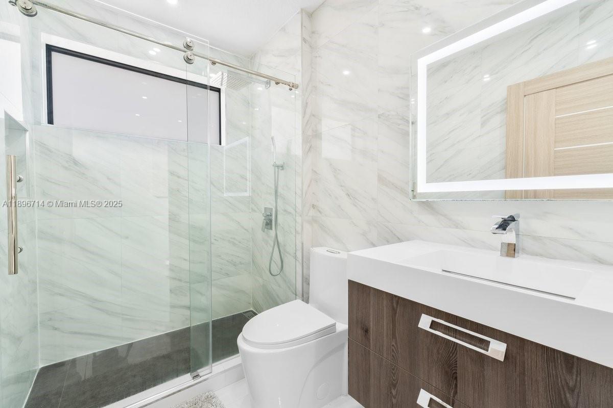 SUNNYVIEW SUB - Residential Lease