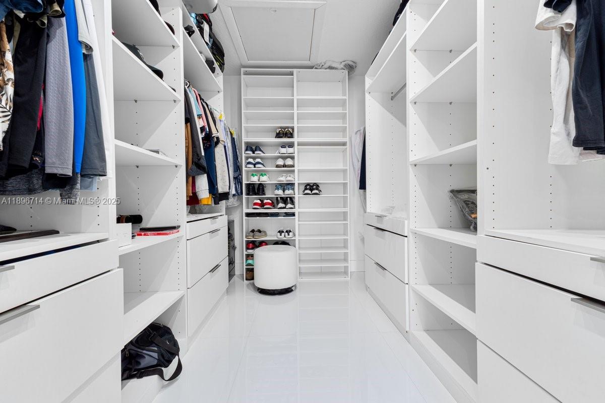 SUNNYVIEW SUB - Residential Lease