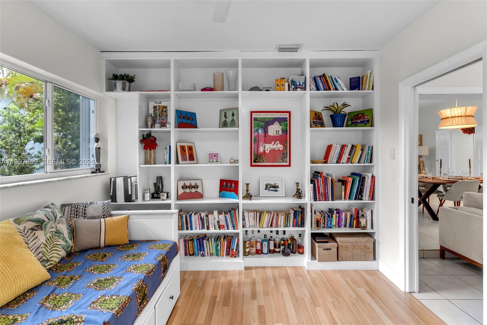 GLENDALE MANOR - Residential