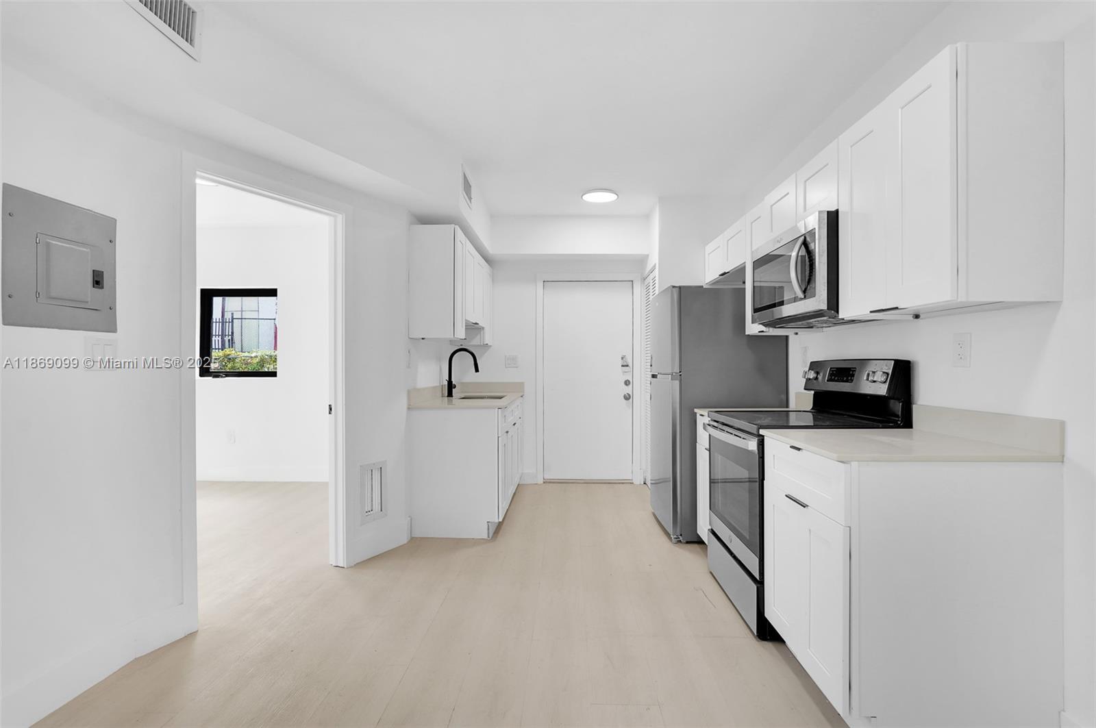 Fully renovated 2BR/1BA units for rent in prime Miami location! Each unit features a brand-new kitchen, modern bathroom, stainless steel appliances, impact windows, and stylish finishes--all permitted and professionally done. Enjoy peace of mind with a new roof and energy-efficient upgrades. Located near Wynwood, Downtown, and major transit. Live in comfort and style in a high-demand area!
SECTION 8 APPROVED!!