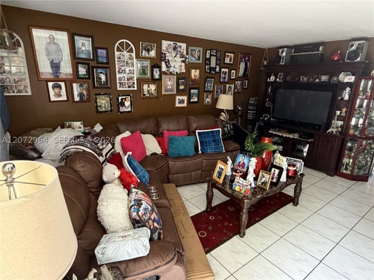 10350 SW 220TH ST APT 241, CUTLER BAY, FL 33190 - Image c3fe40d9e7266e55cd4e0d796ad0c08f/1660184423