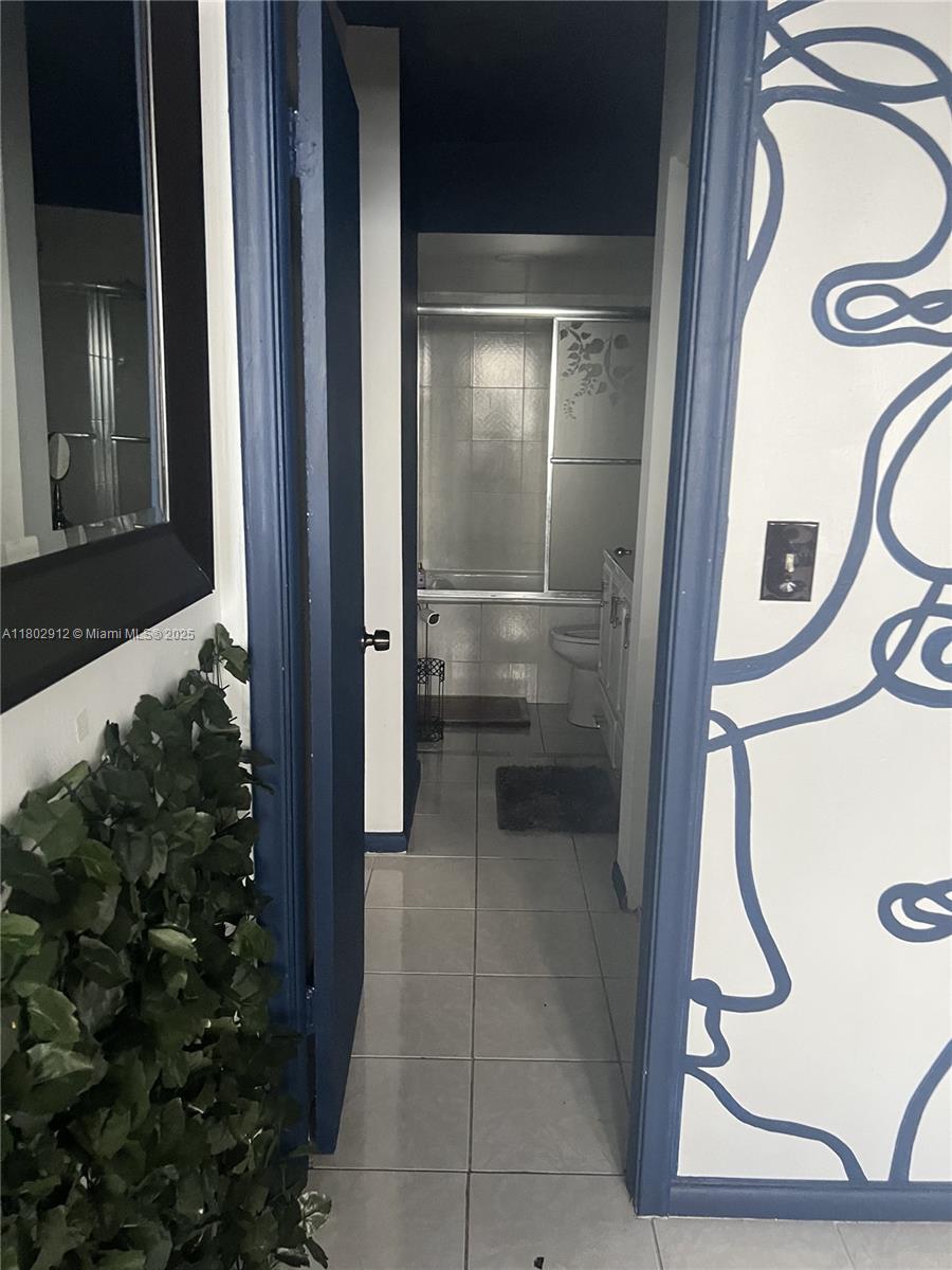 IMPERIAL TOWERS CONDO - Residential