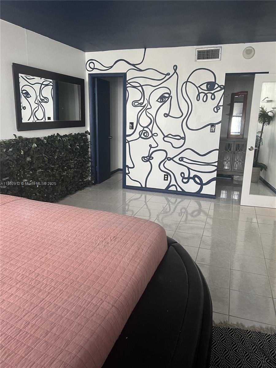 IMPERIAL TOWERS CONDO - Residential