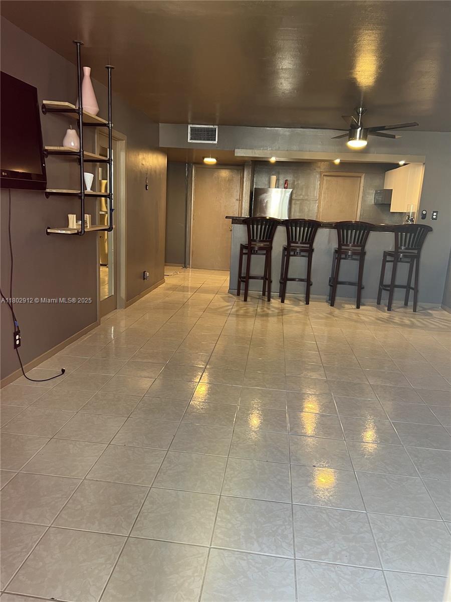 1817 S Ocean Dr 718
