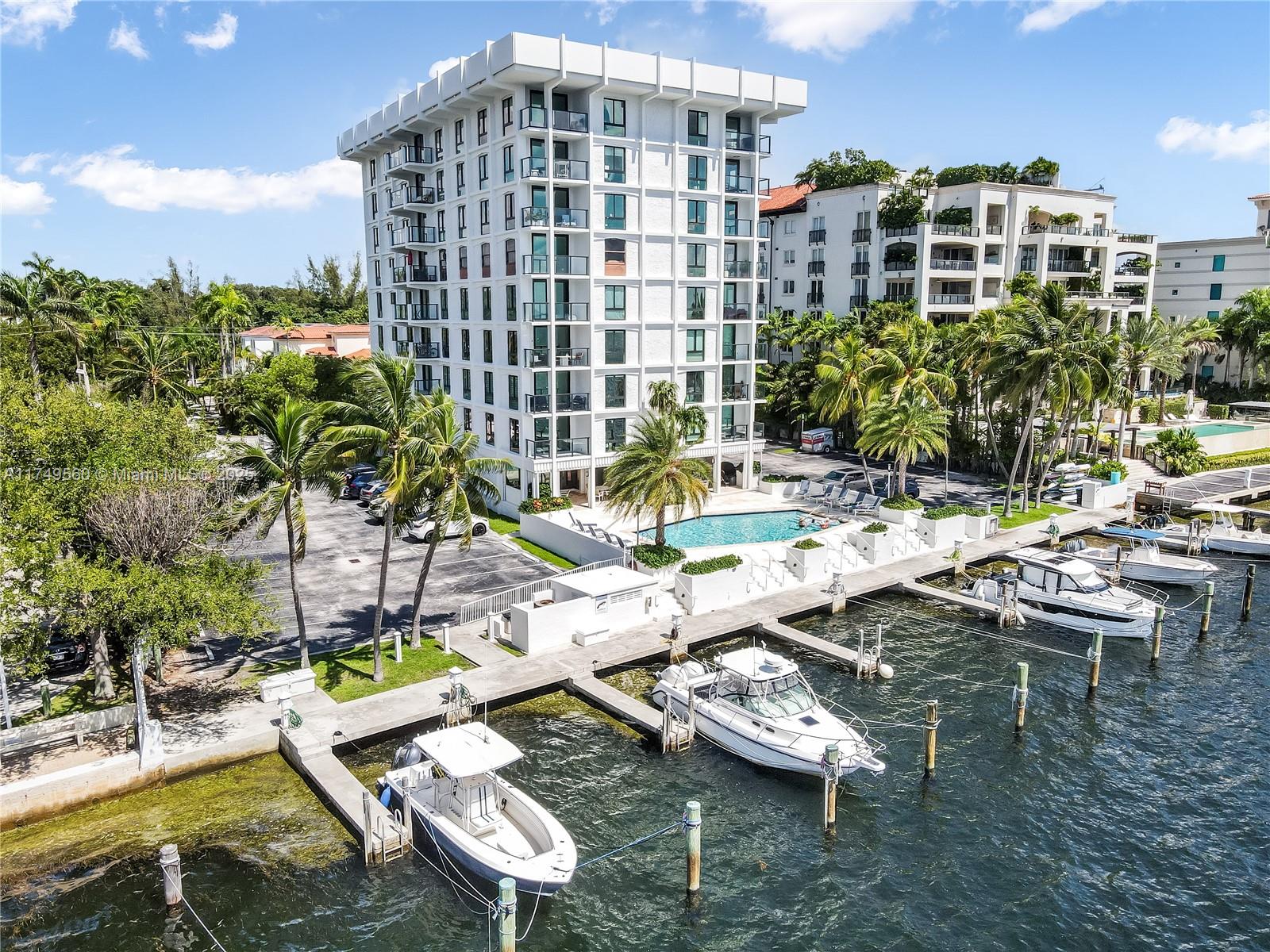 1600 SOUTH BAYSHORE LANE - Residential