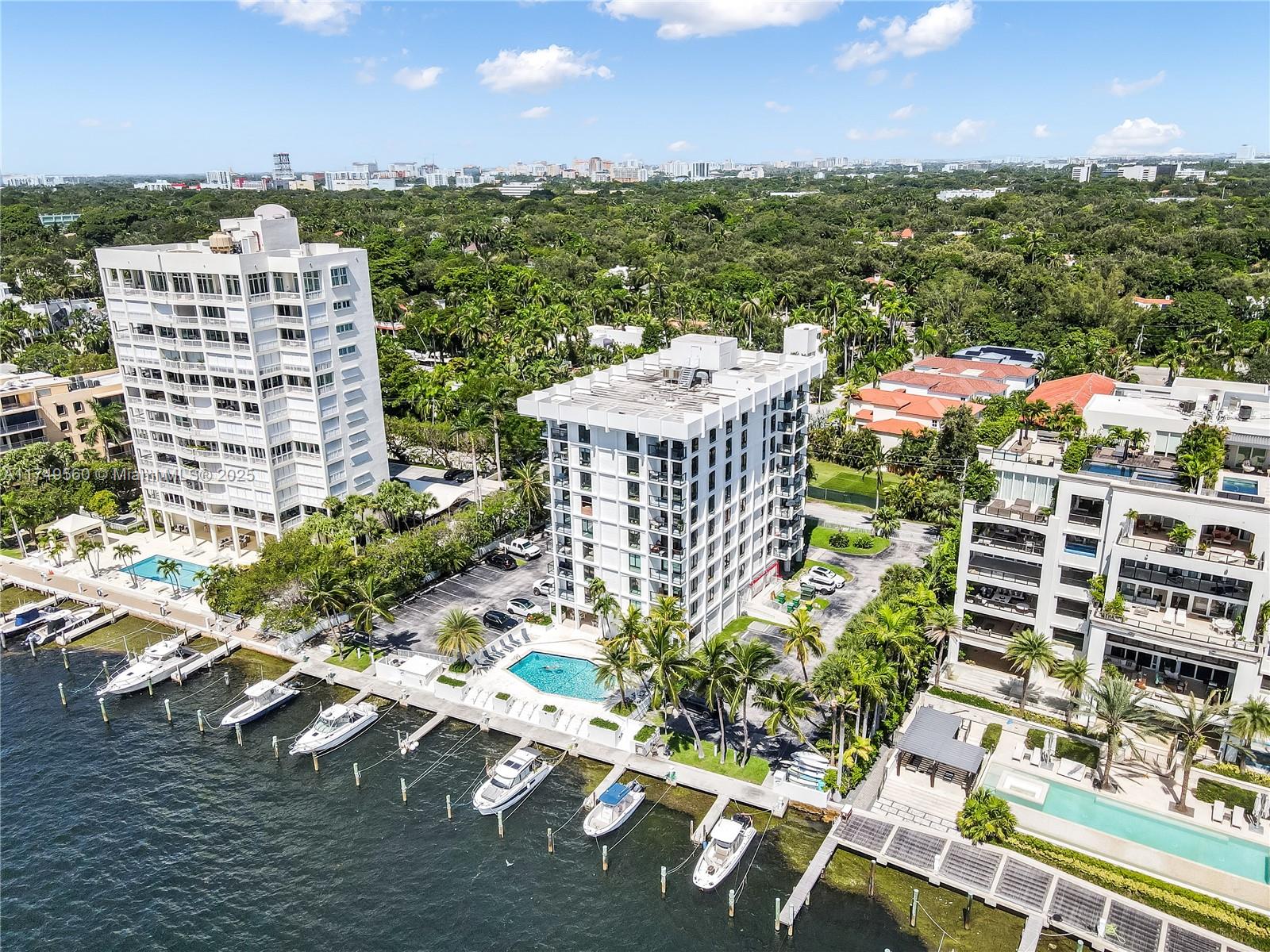 1600 SOUTH BAYSHORE LANE - Residential