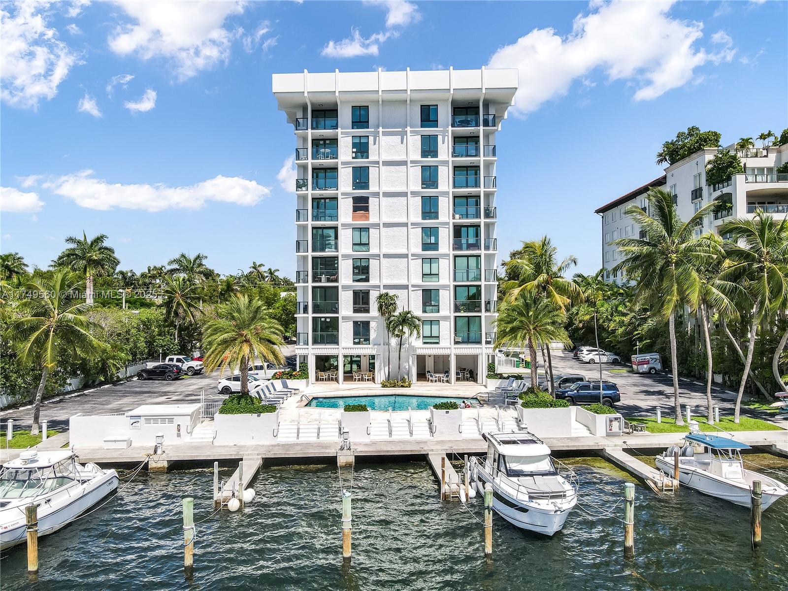 1600 SOUTH BAYSHORE LANE - Residential