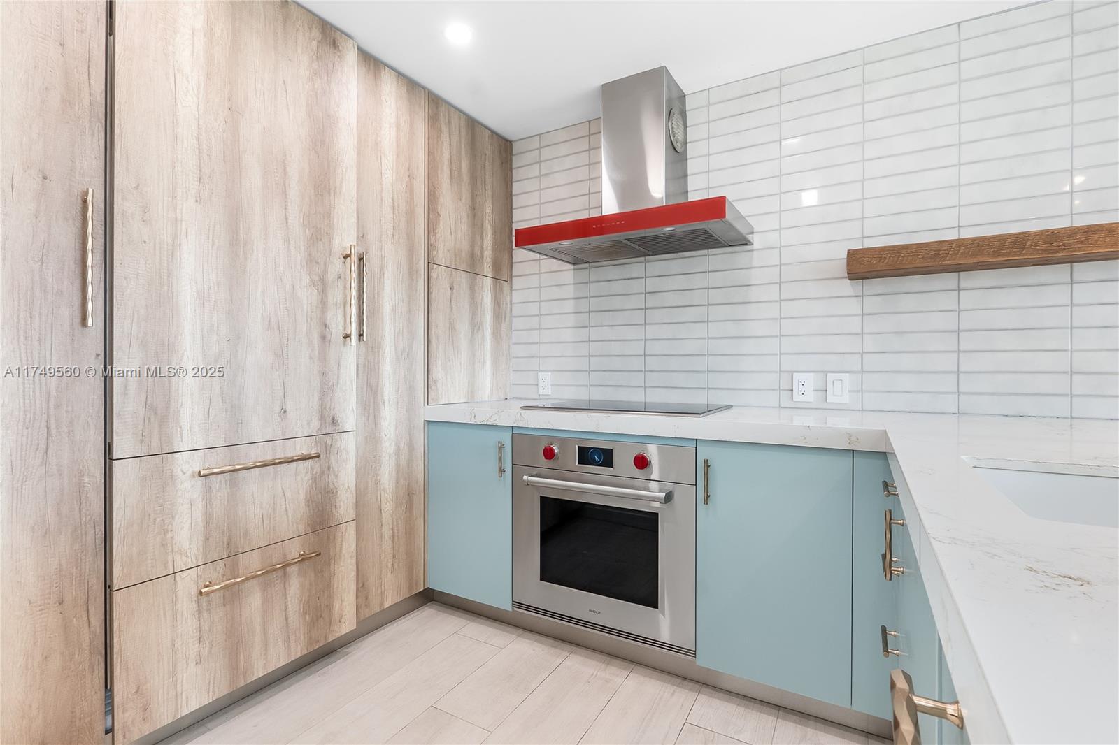 1600 SOUTH BAYSHORE LANE - Residential