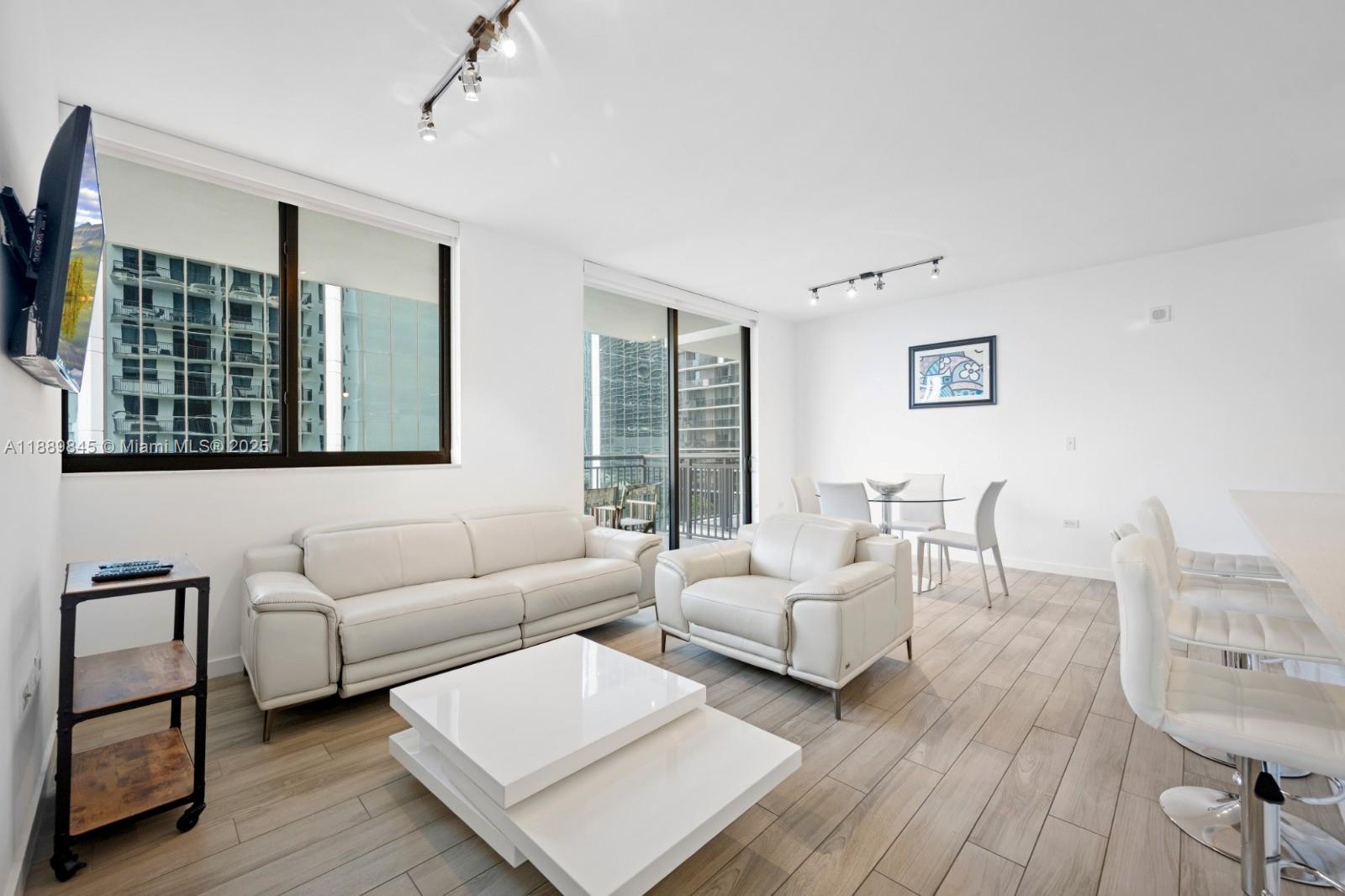 NINE AT MARY BRIKELL - Residential