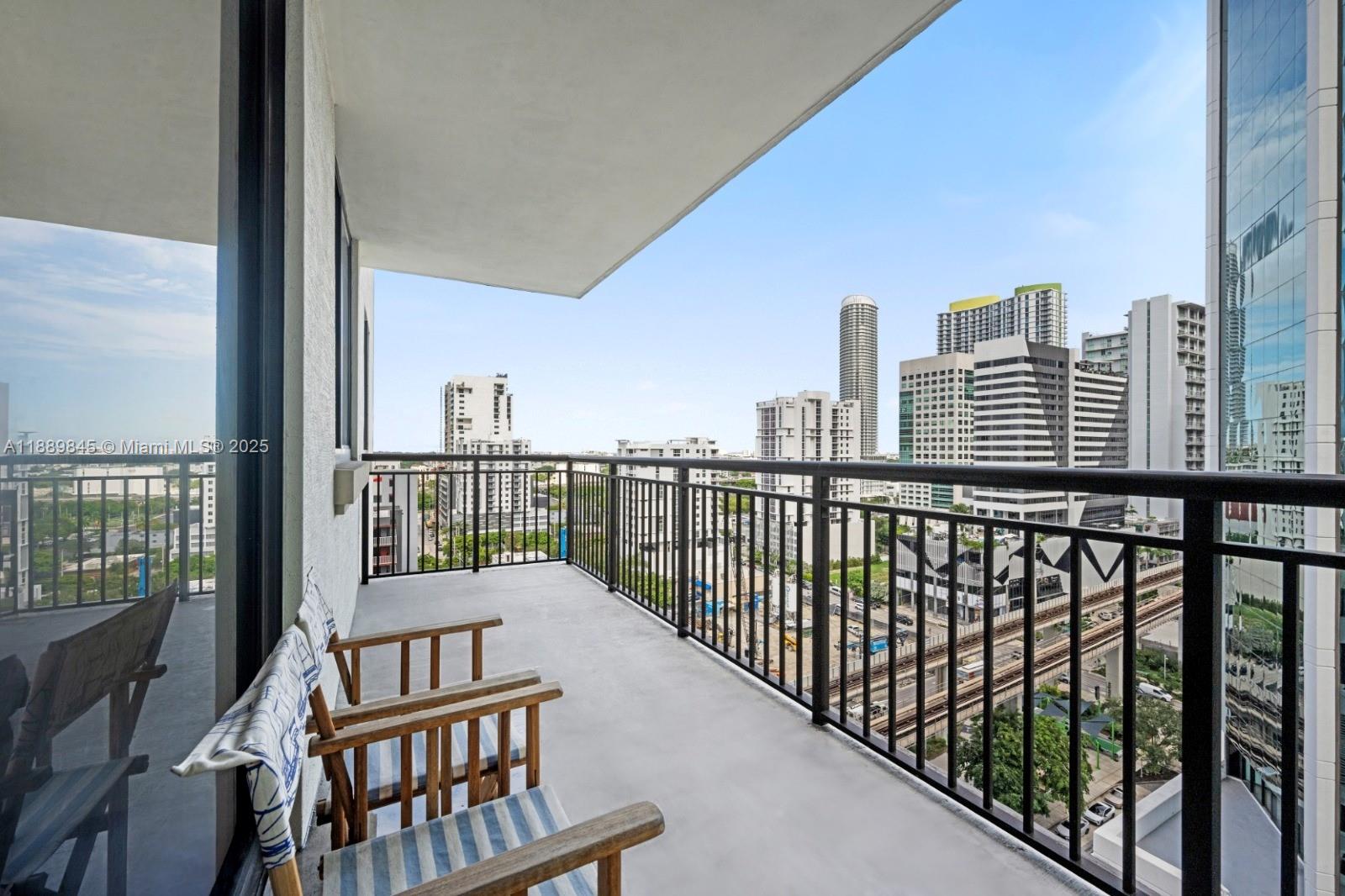 Beautiful & Modern 2 bedroom 2 bathroom unit in the heart of Brickell, stunning views of the city ,open kitchen layout with quartz kitchen countertop and backsplash. Luxury amenities including Gym ,BBQ ,children playroom & playground ,pool spa, game/lounge room, etc. Washer & Dryer in unit. Includes 1 assigned parking spot .Can be rented 12 months a year (min 30day).FOR SHOWINGS PLEASE CALL OR THE TEXT LISTINGS AGENTS WITH 24 HR NOTICE!!!