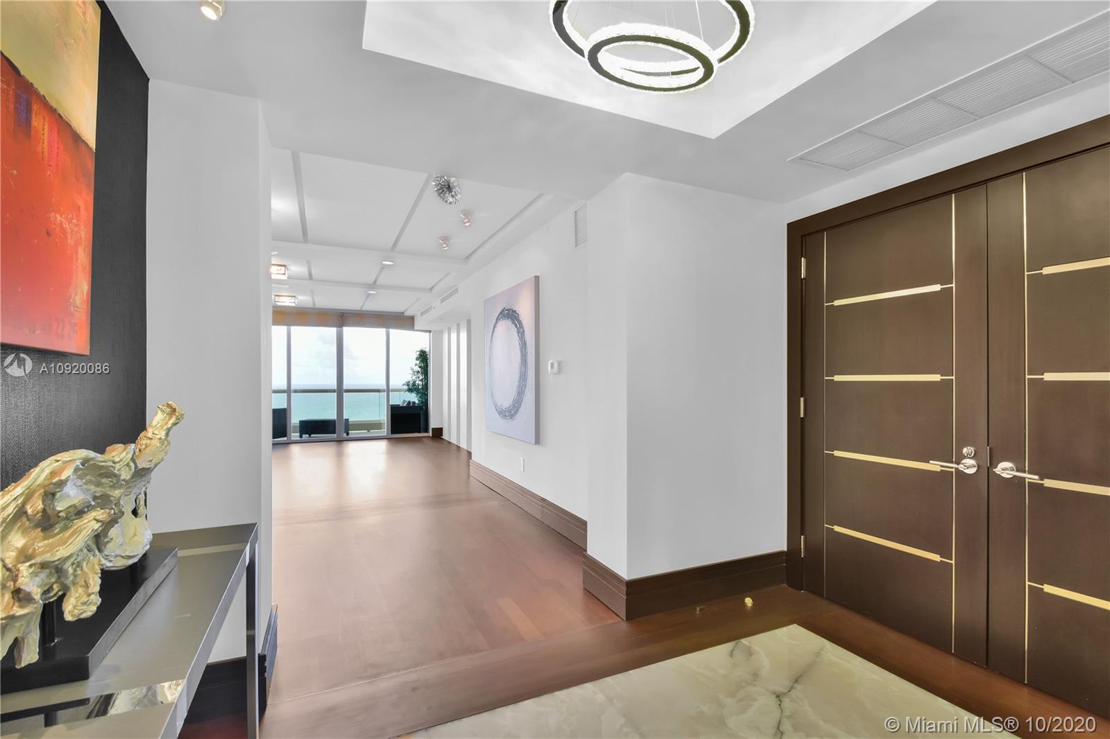 Acqualina Residences - Residential