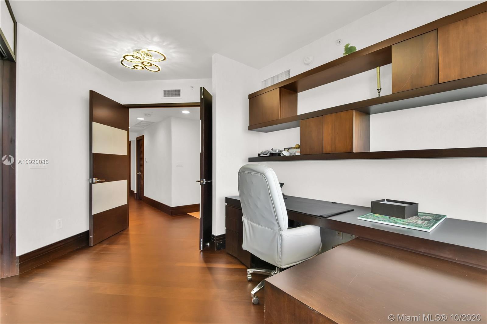 Acqualina Residences - Residential