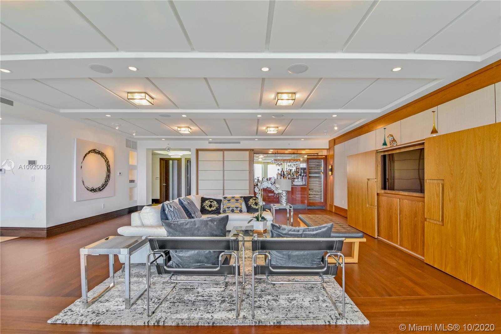 Acqualina Residences - Residential