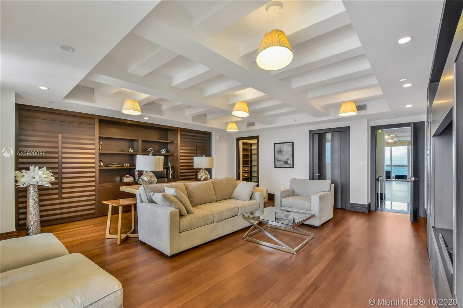 Acqualina Residences - Residential