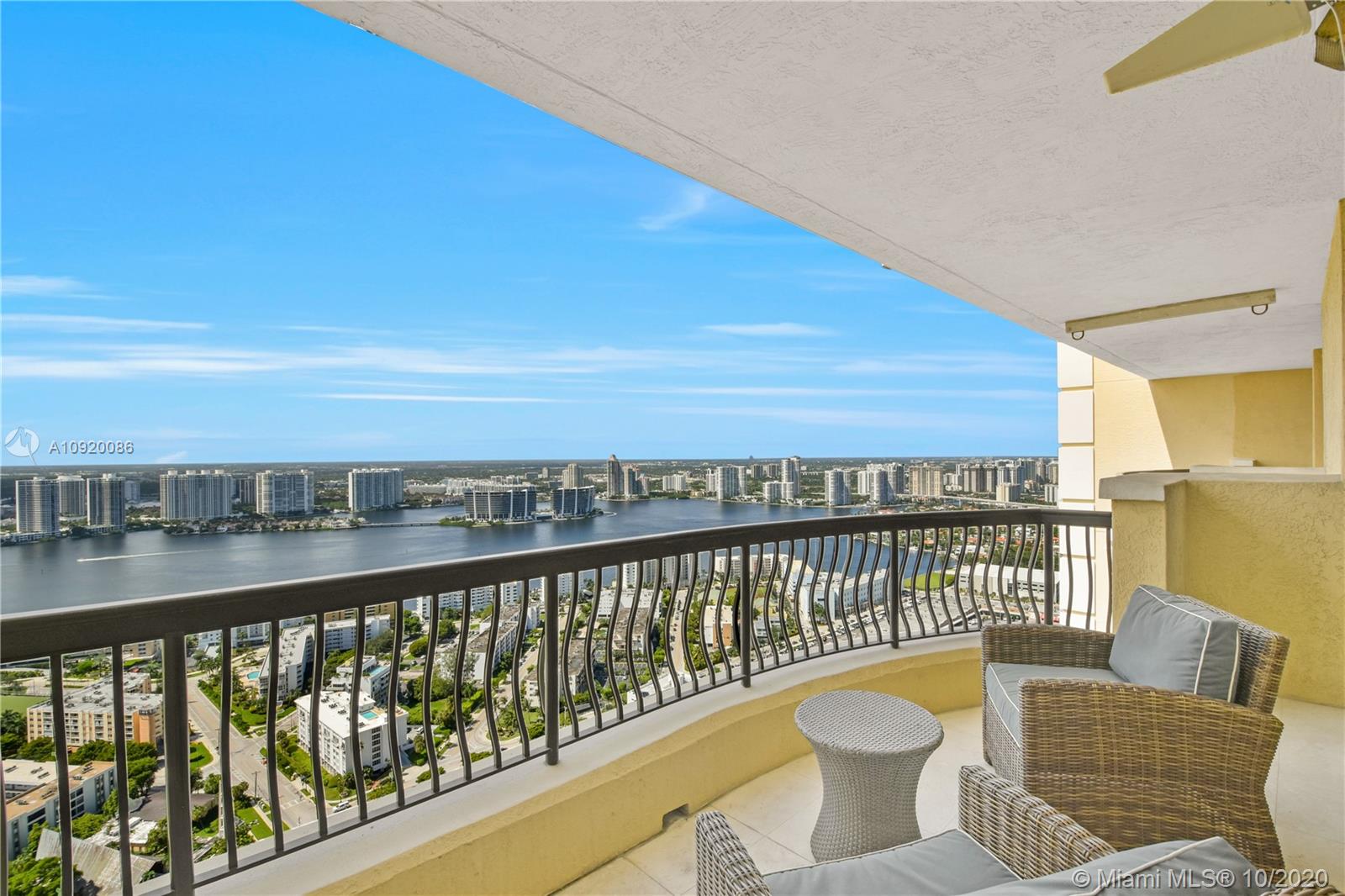 Acqualina Residences - Residential