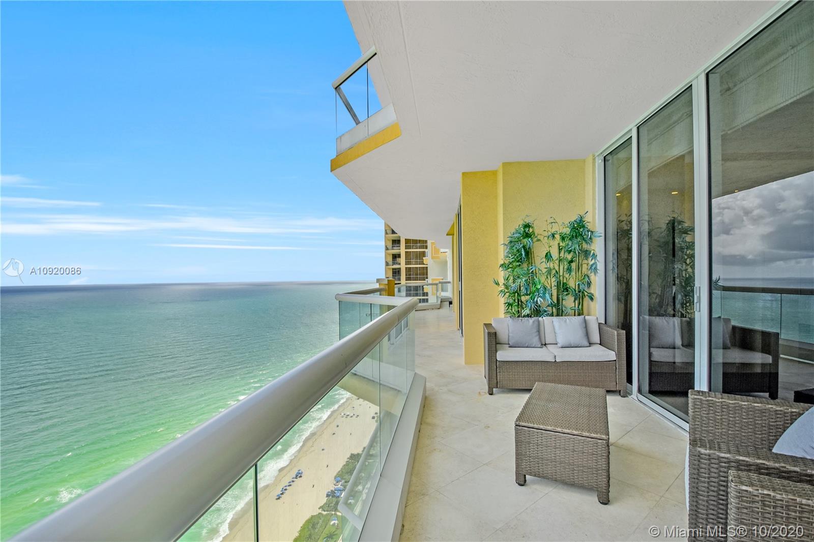 Acqualina Residences - Residential