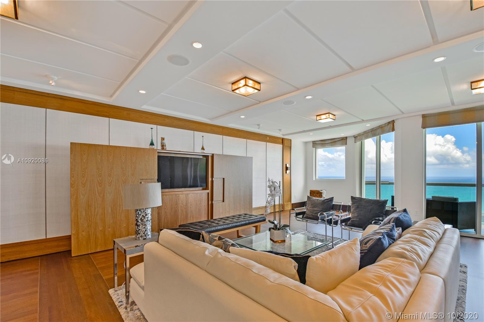 Acqualina Residences - Residential