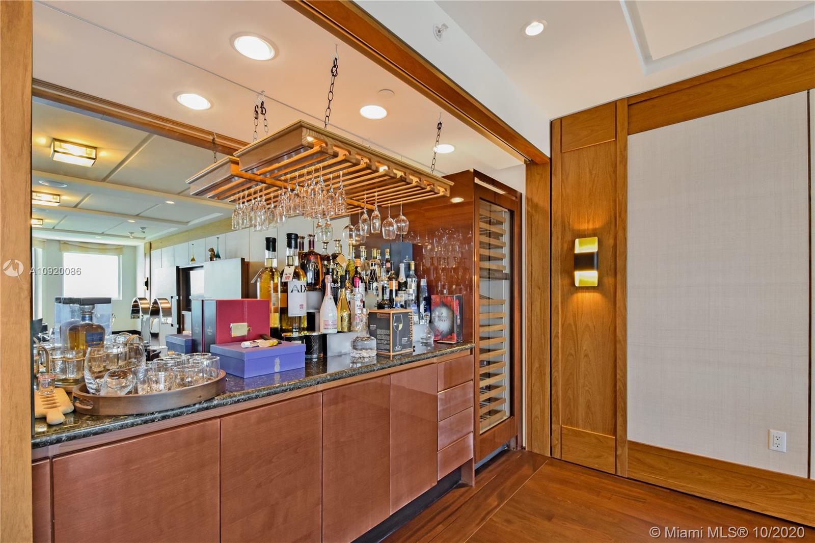 Acqualina Residences - Residential